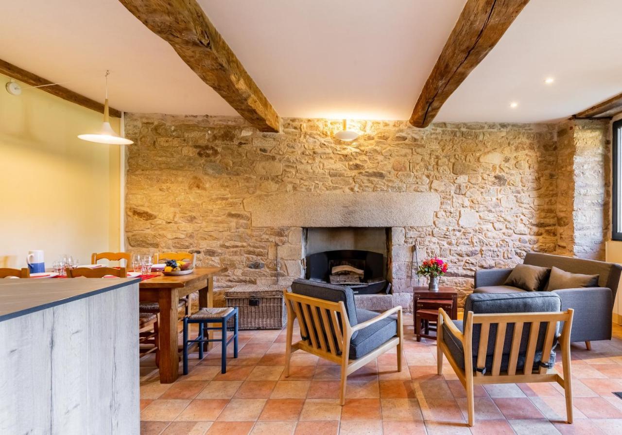 Gite De L'Abbaye Brandivy ภายนอก รูปภาพ